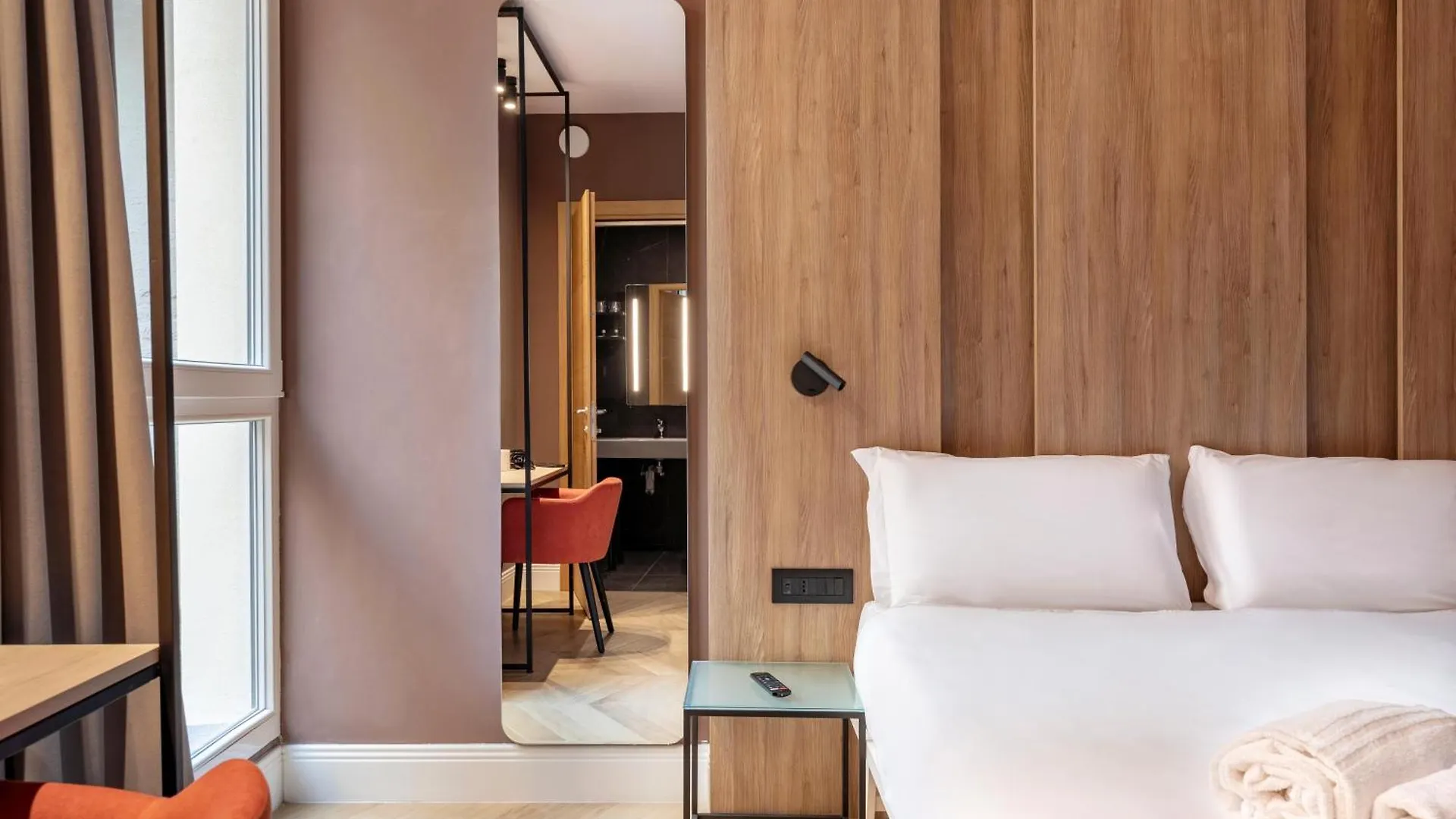 B&B Hotel Genova City Center İtalya